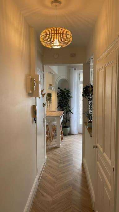 Cocon Douillet Pres De La Gare. Apartamento